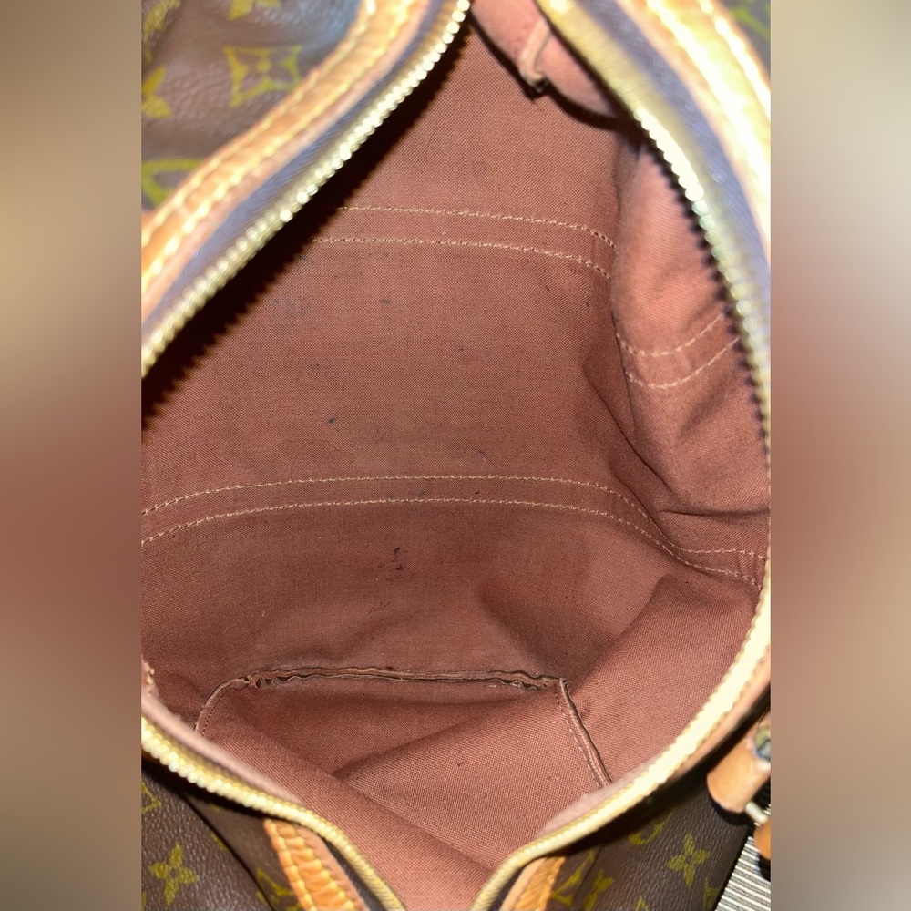 💯Authentic Louis Vuitton VINTAGE Monogram Sac Souple 35 Travel Bag - Picture 7 of 17